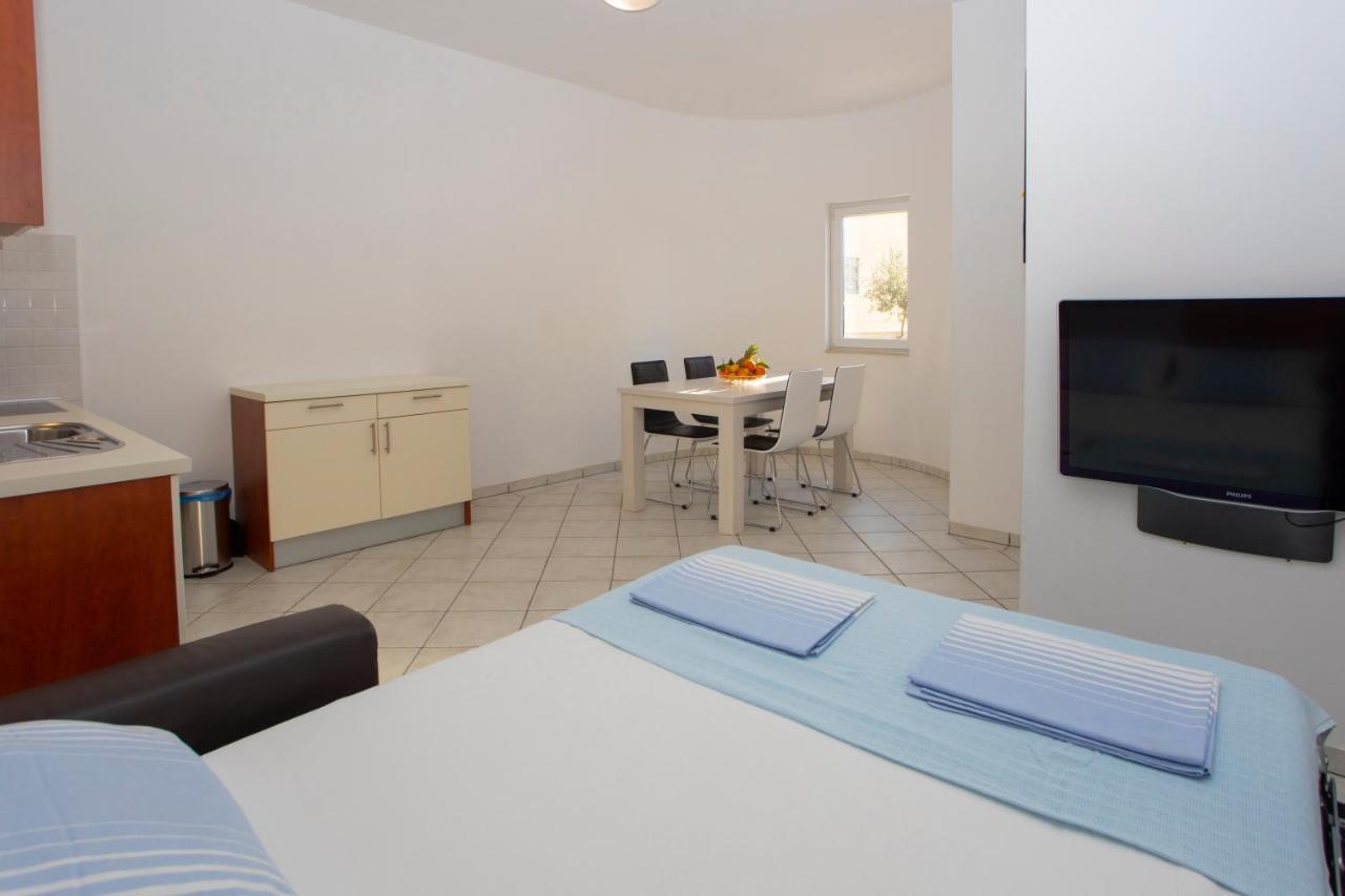 Apartment Domo Makarska Exteriör bild