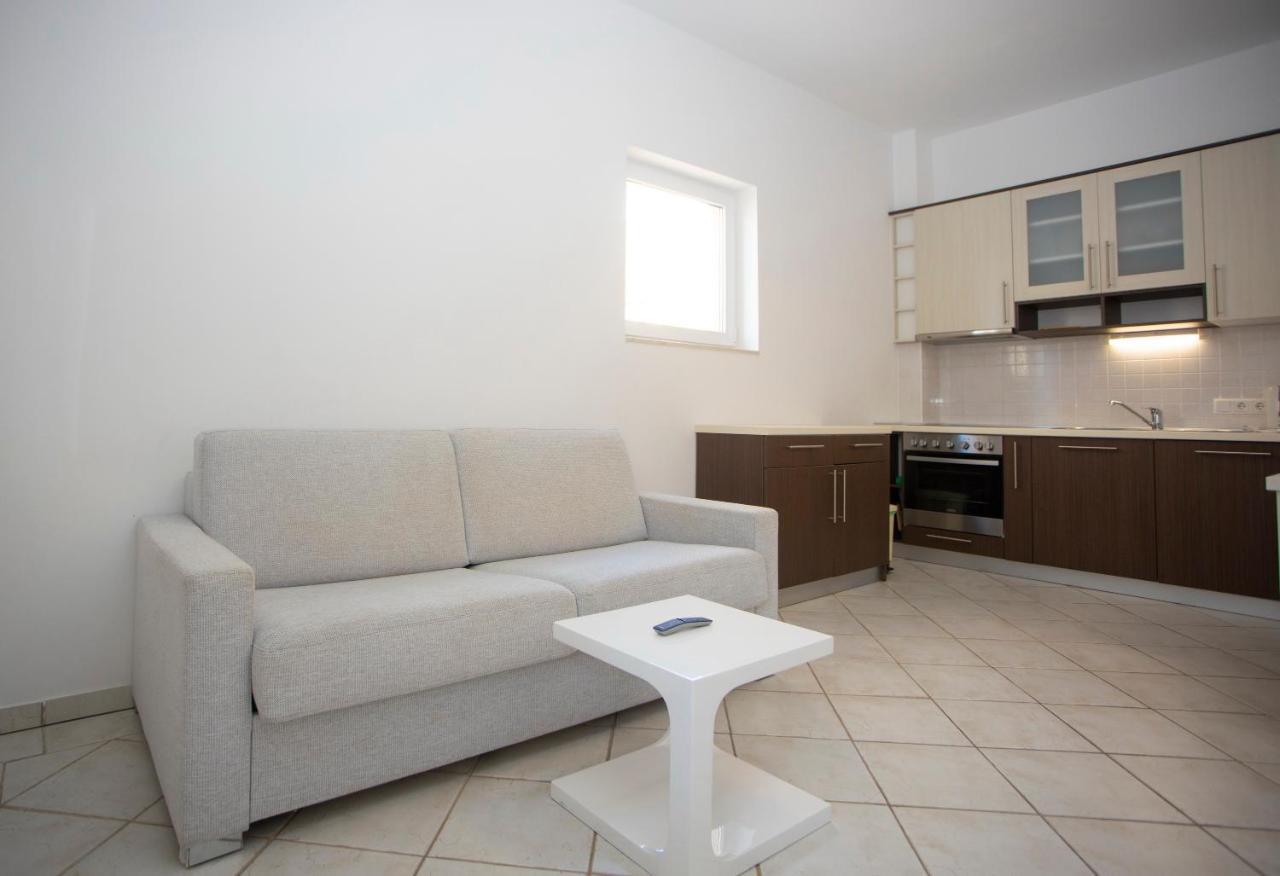 Apartment Domo Makarska Exteriör bild